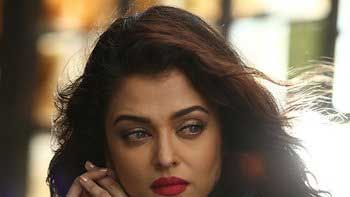 Aishwarya Rai Bachchan turns singer for 'Jazbaa'