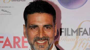 Akshay Kumar to sport brand new look in 'Rustom'