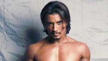 Ali Zafar sports six-pack abs in 'Tere Bin Laden Dead Or Alive'