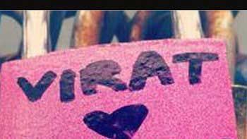 Anushka Sharma writes lock note to declare her love for Virat Kohli