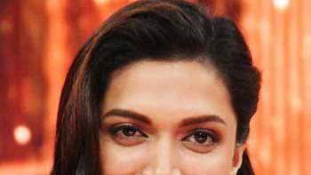 Deepika: A Special Invitee To Kolkata