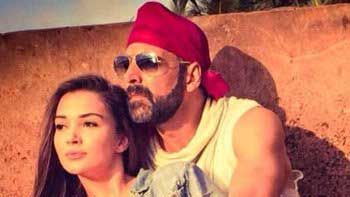 First Look: Akshay Kumar And Amy Jackson In "Singh Is Bling"