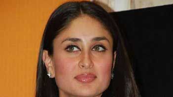 Kareena Continues Shooting Despite Straining Her Vocal Cords