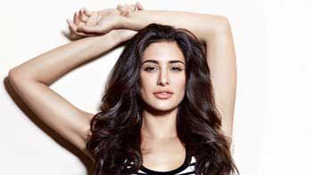 Nargis Fakhri to have special appearance in 'Dishoom'