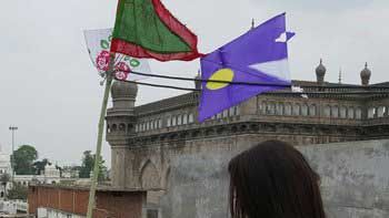 Prachi Desai's first look from 'Azhar' out now