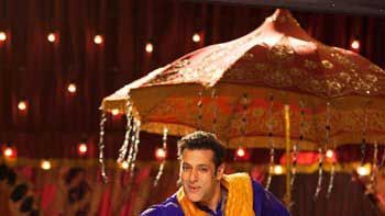 'Prem Ratan Dhan Payo' to launch special song for Navratri today