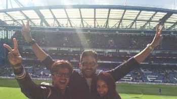 Riteish Deshmukh, Genelia D'Souza watch first live football match due to Abhishek Bachchan