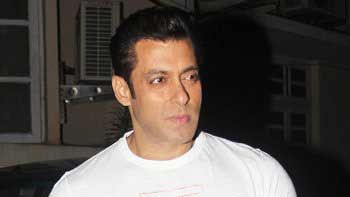 Salman Khan hosted Friendship Day bash at his Karjat farmhouse