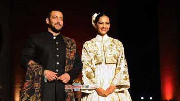 Salman Khan, Sonam Kapoor laud 'Huts To High Street' concept by promoting khadi