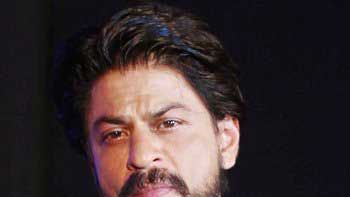 Shah Rukh Khan Is Feeling Lonely