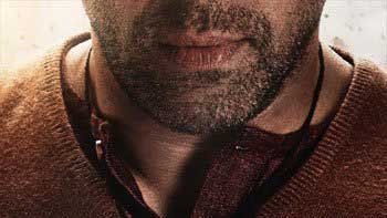 SRK Reveals The First Look Poster Of Salman's 'Bajrangi Bhaijaan'!!