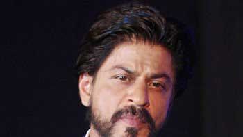 SRK Wraps Up The First Schedule Of 'Raees'