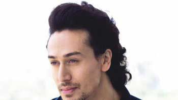 Tiger To Flaunt Superhero Costume Worth Rs. 20 Lakh In 'The Flying Jat'!