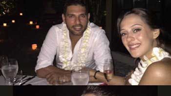 Yuvraj Singh engaged with Hazel Keech in Bali