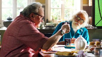 102 Not Out: The first song, Bachche Ki Jaan, is here featuring Amitabh and Rishi!