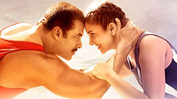 A man books entire show of Sultan to delight his wife!