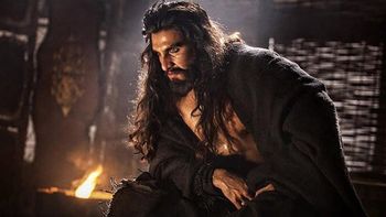 After completing two weeks at the box office, this is how much ‘Padmaavat’ has earned!