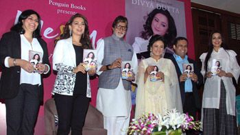 Amitabh Bachchan calls himself the â€œofficial book-launcherâ€ of the industry!