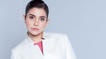 Anushka Sharma says she does not like to be a social butterfly!