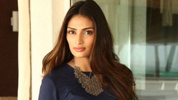 Athiya Shetty commences filming for Mubarakan