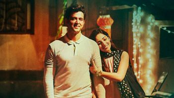 Bollywood goes ga-ga over Hrithik-Yami's Kaabil