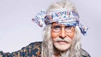 Check out Amitabh Bachchan's new look for Tata Sky commercial!