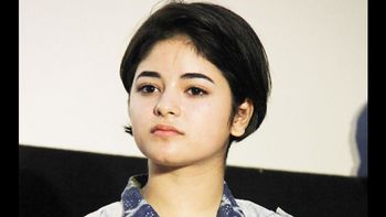 Dangal actress Zaira Wasim survived a deadly accident in Kashmir!