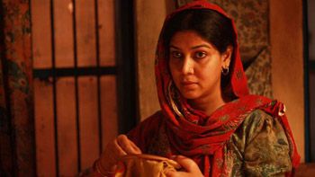 Dangal crosses the massive 350 crore mark at the domestic box-office!