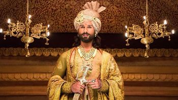 Despite being banned in 4 states ‘Padmaavat’ is minting money at full throttle, collects Rs. 31 crores on Sunday!