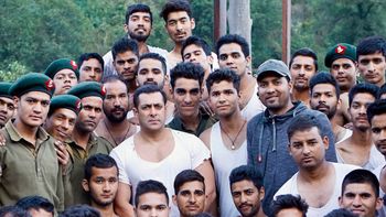Did You Know? Kabir Khan got 600 actors trained by Indian Army for Tubelight!