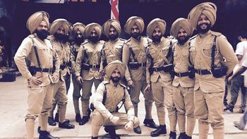 Here’re some exclusive pictures from the sets of Contiloe Pictures’ ‘Battle Of Saragarhi’!