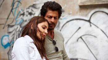 Jab Harry Met Sejal does not witness major hike on Monday