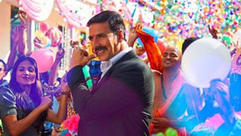 Jolly LLB 2 unleashes its promotional track 'Jolly Good Fellow'