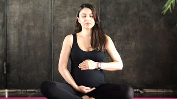 Mom-to-be Soha Ali Khan & other celebs have a powerful message for Yoga Day!