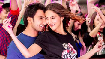 New Still: Ranveer Singh and Vaani Kapoor starrer Befikre!