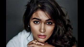 Newbie Pooja Hegde declines Milap Zaveri’s film ‘Raakh’!