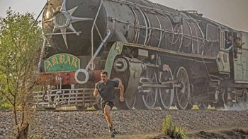 Salman Khan races with Akbar, India's oldest steam train for Sultan