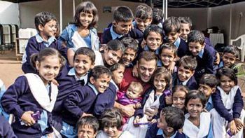 Salman Khan Shoots With Kids For Sultan!