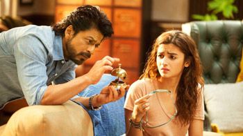 Shah Rukh Khan, Alia Bhatt put on party shoes in Goa!