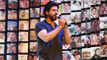 Shah Rukh Khan captivates at the trailer launch of the film Fan