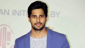 Sidharth Malhotra in talks with Anees Bazmee for his next?