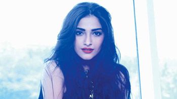 Sonam Kapoor's photoshoot in LA to decide her look in Veere Di Wedding