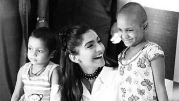 Sonam Kapoor supports Fight Hunger Foundation and Cuddles Foundation