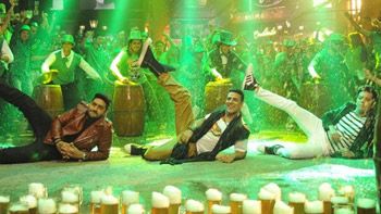 Taang Uthake song from Housefull 3 will make you groove