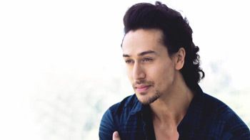 Tiger Shroff's cupcakes and biryani treat for film Baaghi: Rebel For Love team