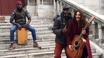 Vaani Kapoor is enjoying a Befikre time with the street musicians of Paris!