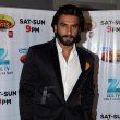 Sonakshi Sinha and Ranveer Singh promoted 'Lootera' on Dance India Dance Super Moms show