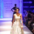 Jesse Randhawa showstopper for Shantanu & Nikhil show at LFW Winter Festive 2014