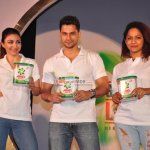 Soha Ali Khan, Kunal Khemu, Masaba Gupta at the launch of Ariel Men and Women wash care label