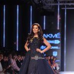 Esha Gupta walks the ramp for designer Ridhi Mehra show at LFW Winter Festive 2015